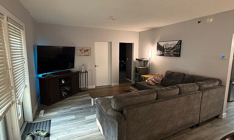 House For Sale In Ed...