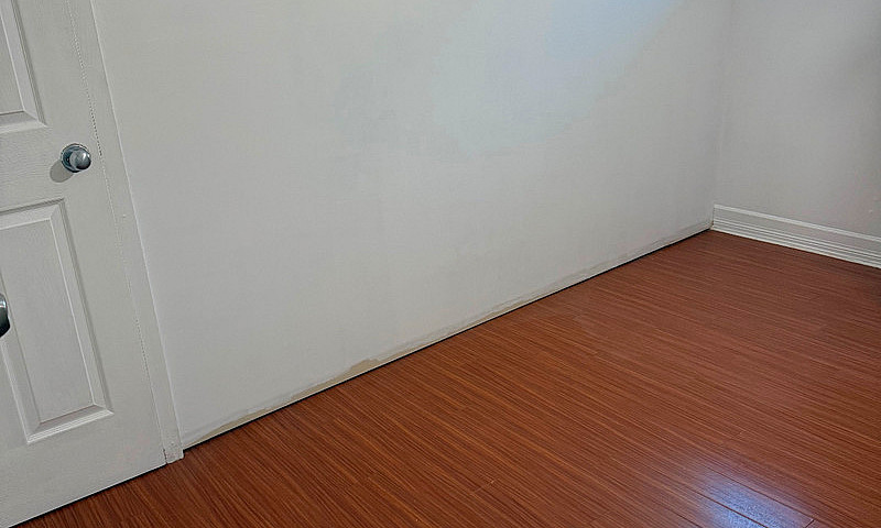 3 Bedroom Bsmt Suite...