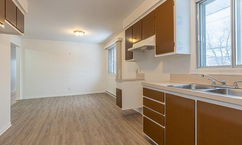 5 1/2 Appartement À ...