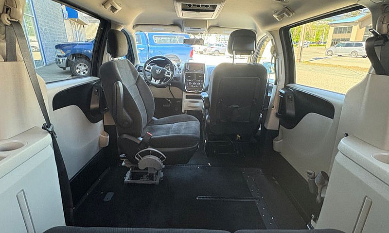 2016 Dodge Caravan V...