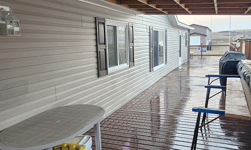 Lakeside Living At L...