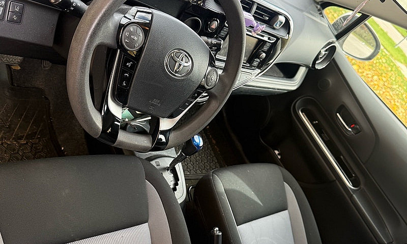 Prius C For Sale ...