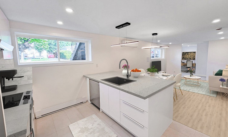 4 1/2 Style Condo Co...