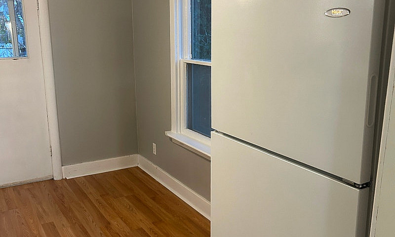 Small 2 Bedroom Hous...