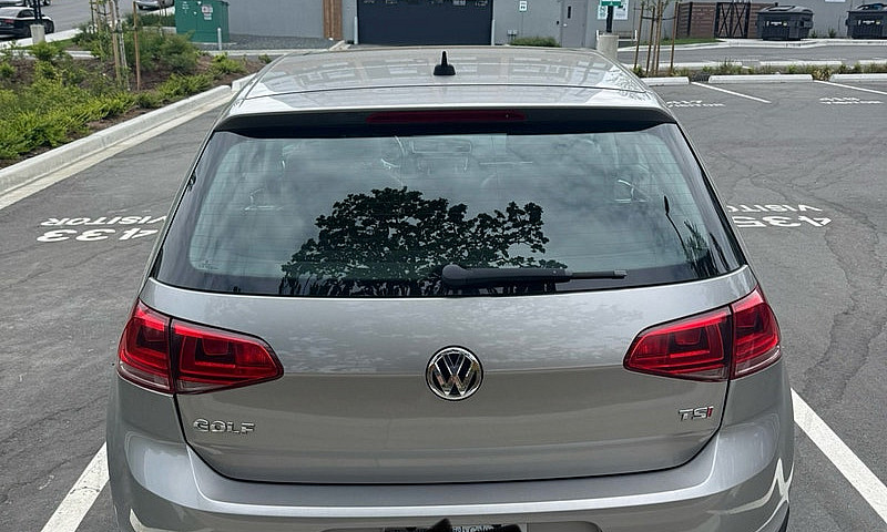 2015 Volkswagen Golf...