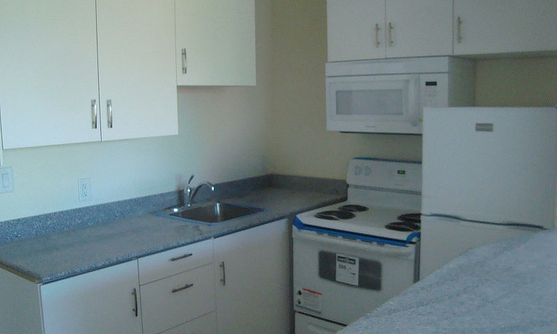 Studio Suite $877. N...