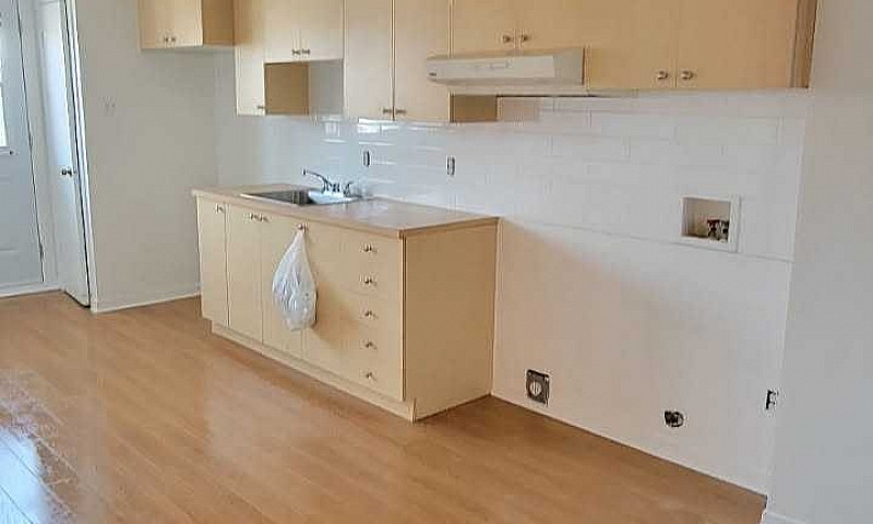 Appartement 4 1/2 À ...
