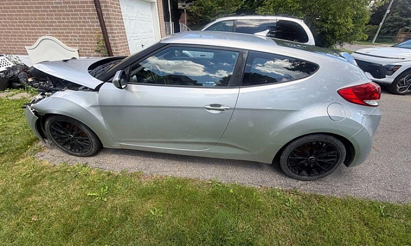 2014 Hyundai Veloste...