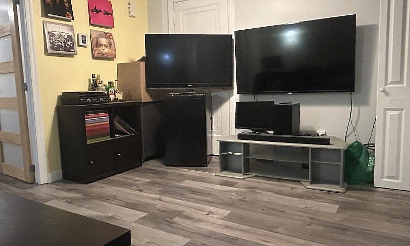 3 1/2 Apartment Near...
