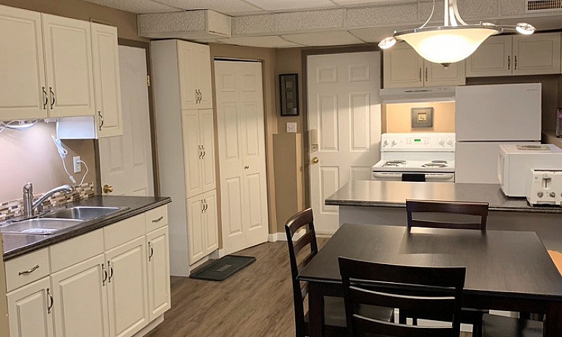 2 Bedroom Basement  ...