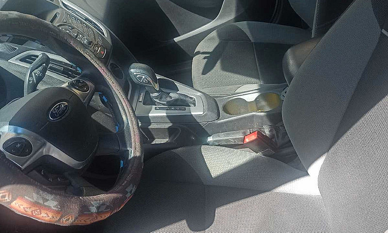2014 Ford Focus Saft...