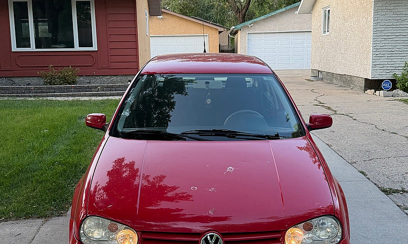 06 Volkswagen Golf...