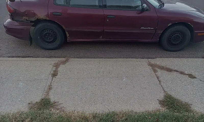 2004 Sunfire...