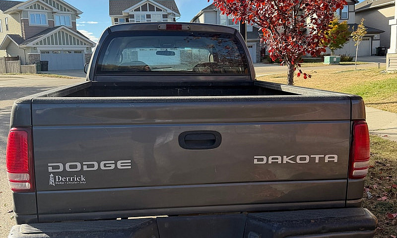 Dodge Dakota 2003...