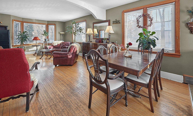 Garneau 2-Bed Main F...