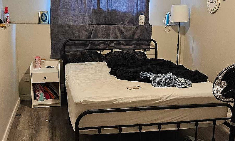 3-Bedroom Unit On Ro...