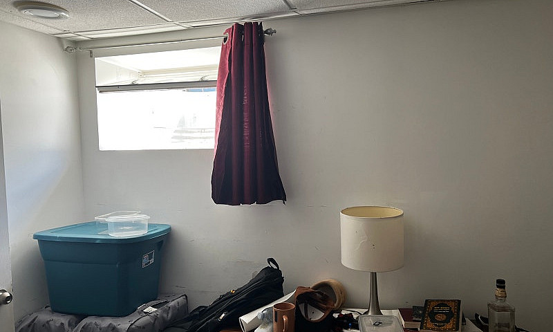 Room For Rent...