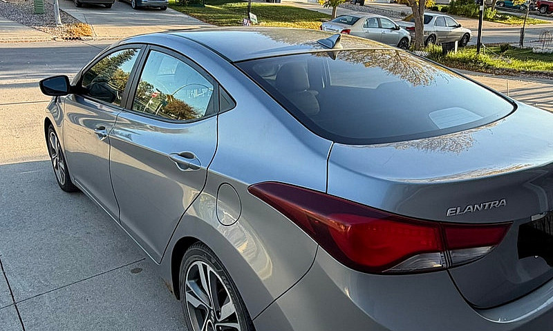 Hyundai Elantra For ...