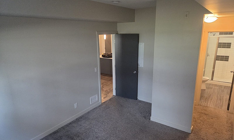 2 Bedroom Apartment ...