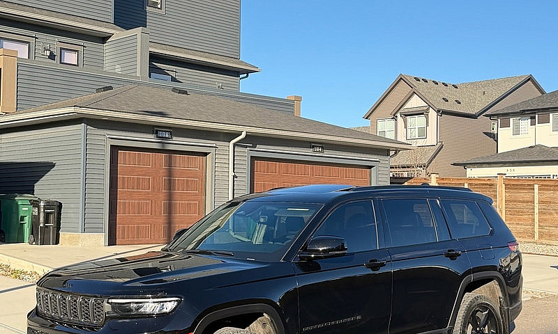 2025 Jeep Grand Cher...