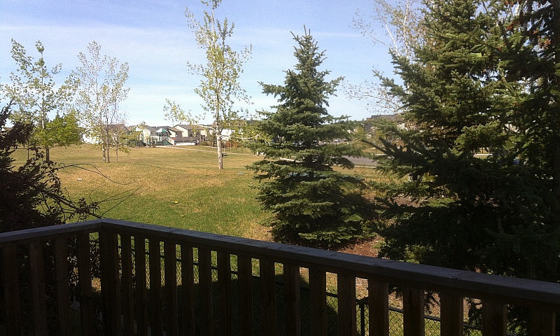3 Bedrooms Townhouse...