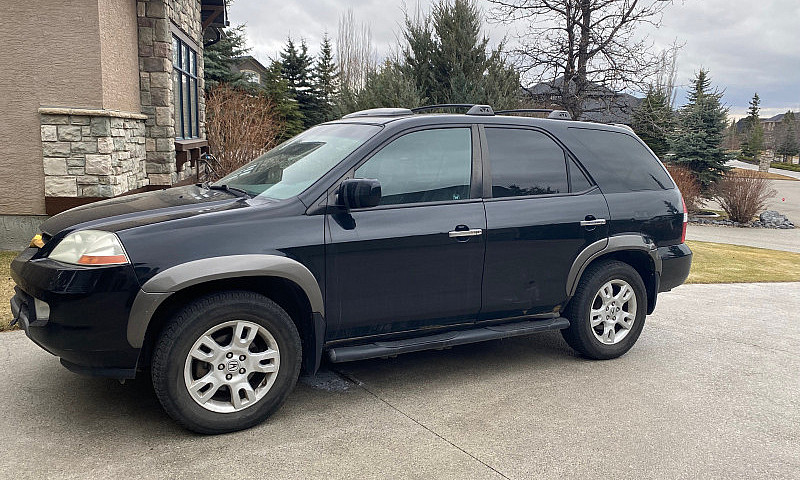 2002 Acura Mdx...