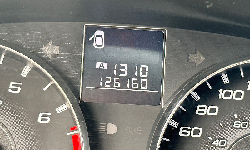 2011 Subaru Legacy 2...