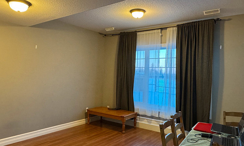 2 Bedroom Walkout Ba...