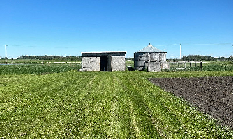 Hague Acreage For Sa...