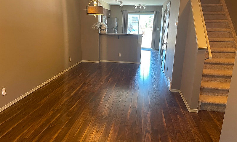 Townhouse For Rent -...
