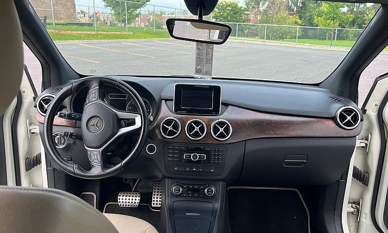 2013 Mercedes Benz B...