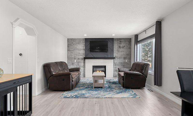 Gorgeous Renovated A...