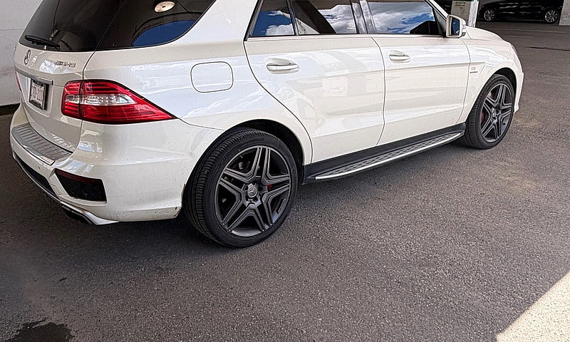 Mercedes Ml 63 Amg...