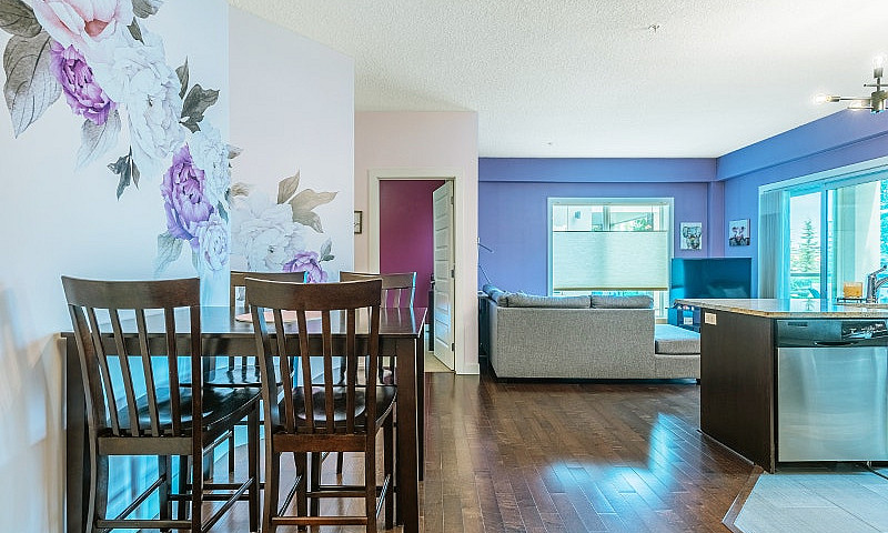 2 Bed / 2 Bath Condo...