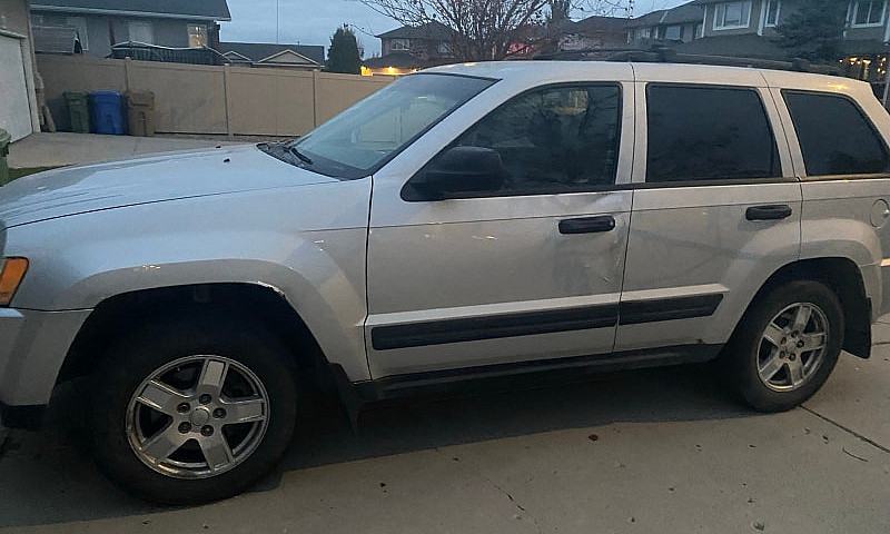 Jeep Cherokee ...