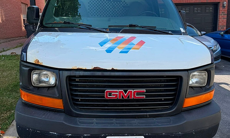 Gmc Savana Cargo Van...