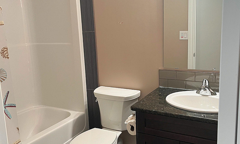 4 Bed | 3.5 Bath Cor...