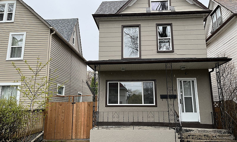 Duplex Main Floor Su...