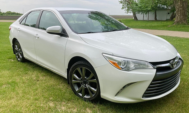 2015 Toyota Camry Le...