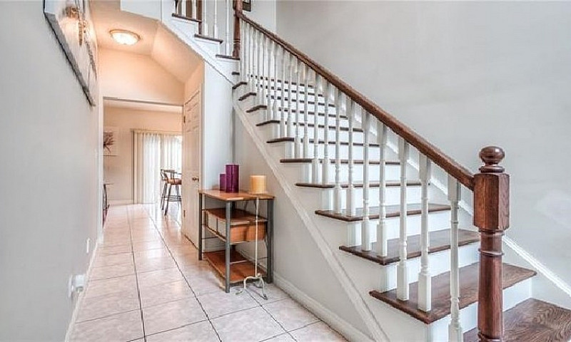 3 Bedroom  Detached ...