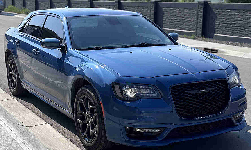 Chrysler 300 Touring...