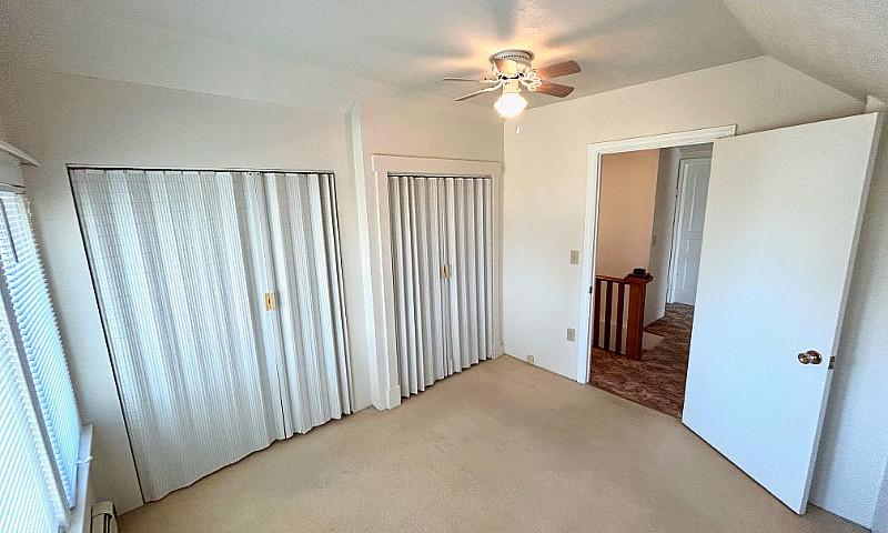 2 Bedroom Unit For R...
