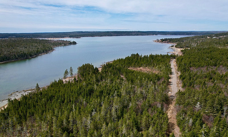 Waterfront Lots, 5+A...