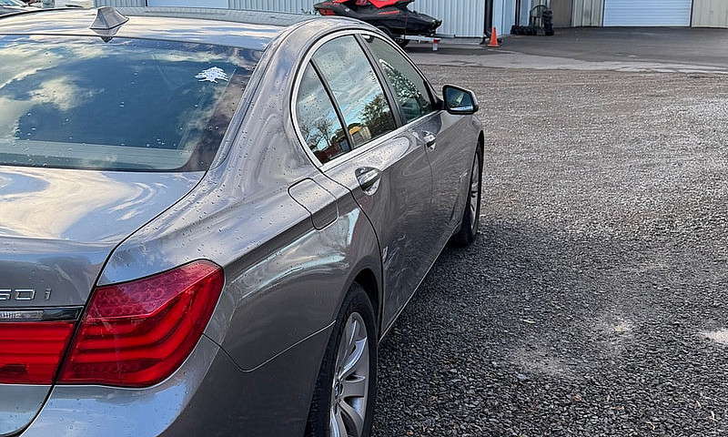  2011 Bmw 750I Xdriv...
