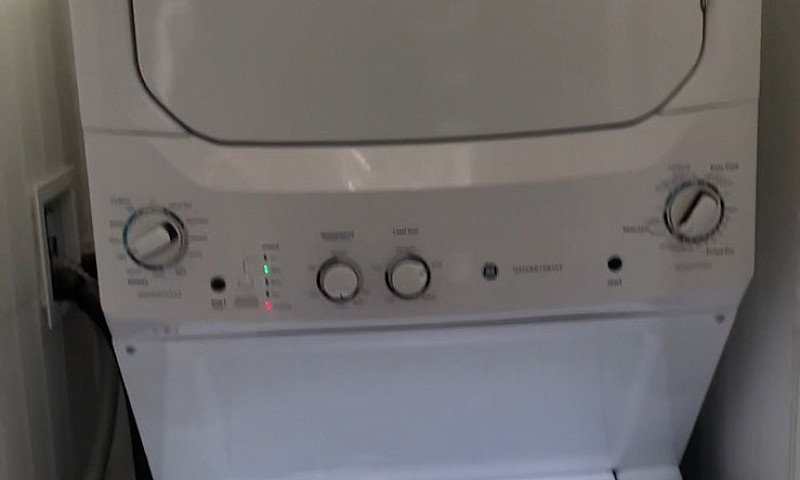1 Bedroom Basement S...