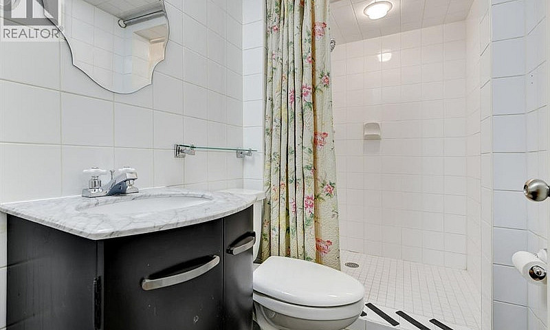 9634 – 107 Avenue – ...