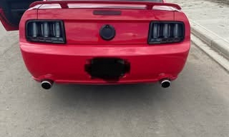 2005 Mustang Gt...