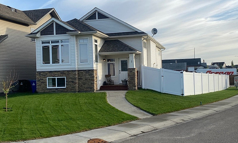 4-Bedroom House For ...