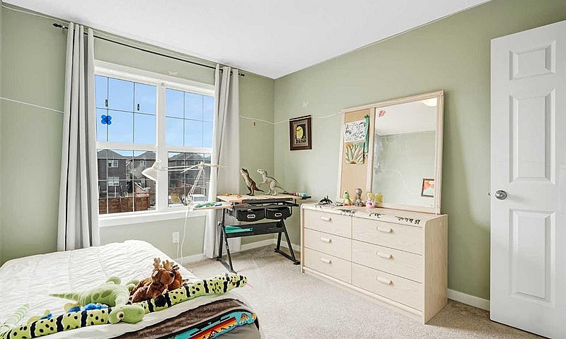  Beautiful 3-Bedroom...