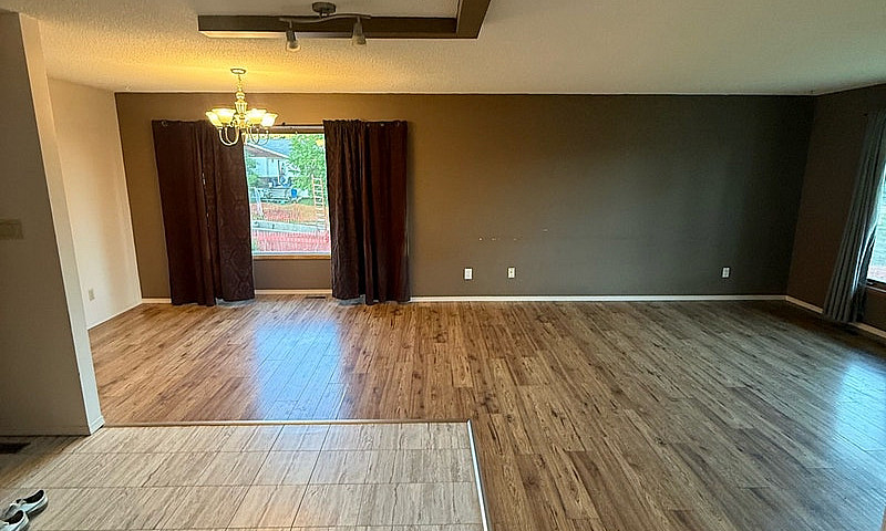 3Bed 1.5 Bath Suite ...